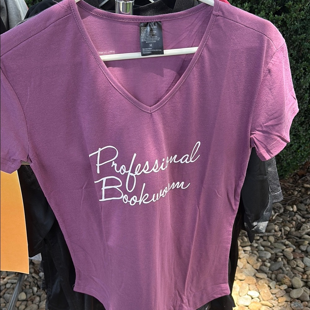 Purple V-Neck 'Professional Bookworm' Women's Top